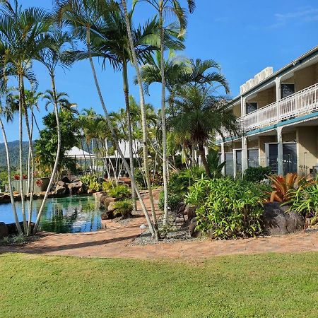 Colonial Palms Motor Inn Airlie Beach Dış mekan fotoğraf