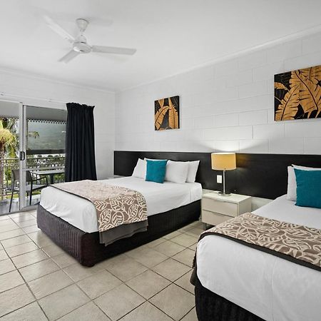 Colonial Palms Motor Inn Airlie Beach Dış mekan fotoğraf