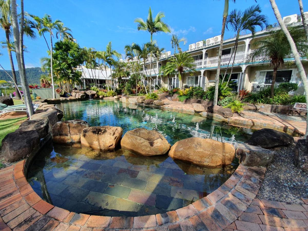 Colonial Palms Motor Inn Airlie Beach Dış mekan fotoğraf