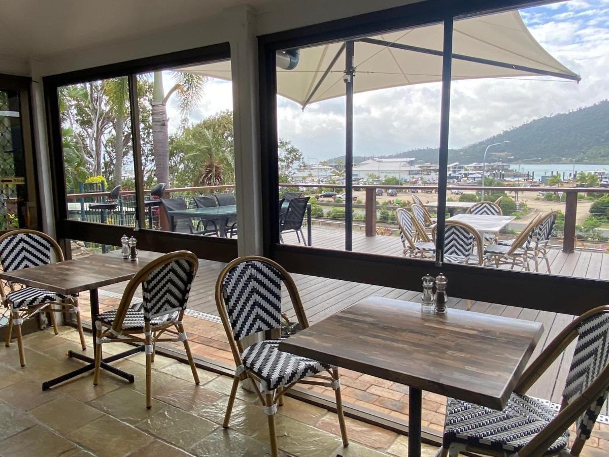 Colonial Palms Motor Inn Airlie Beach Dış mekan fotoğraf