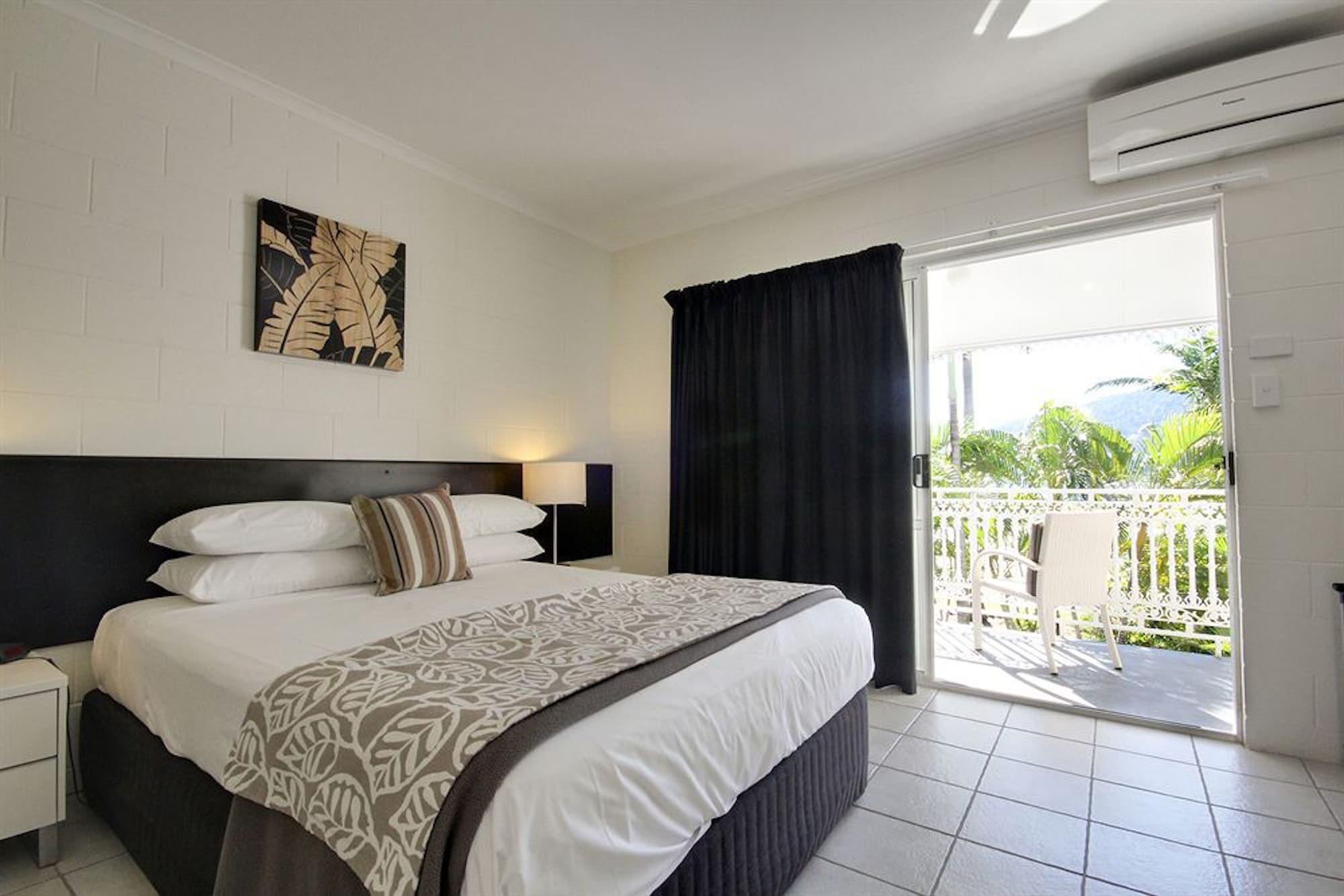 Colonial Palms Motor Inn Airlie Beach Dış mekan fotoğraf