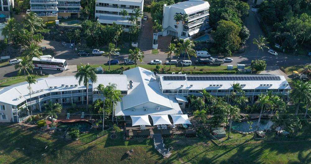 Colonial Palms Motor Inn Airlie Beach Dış mekan fotoğraf