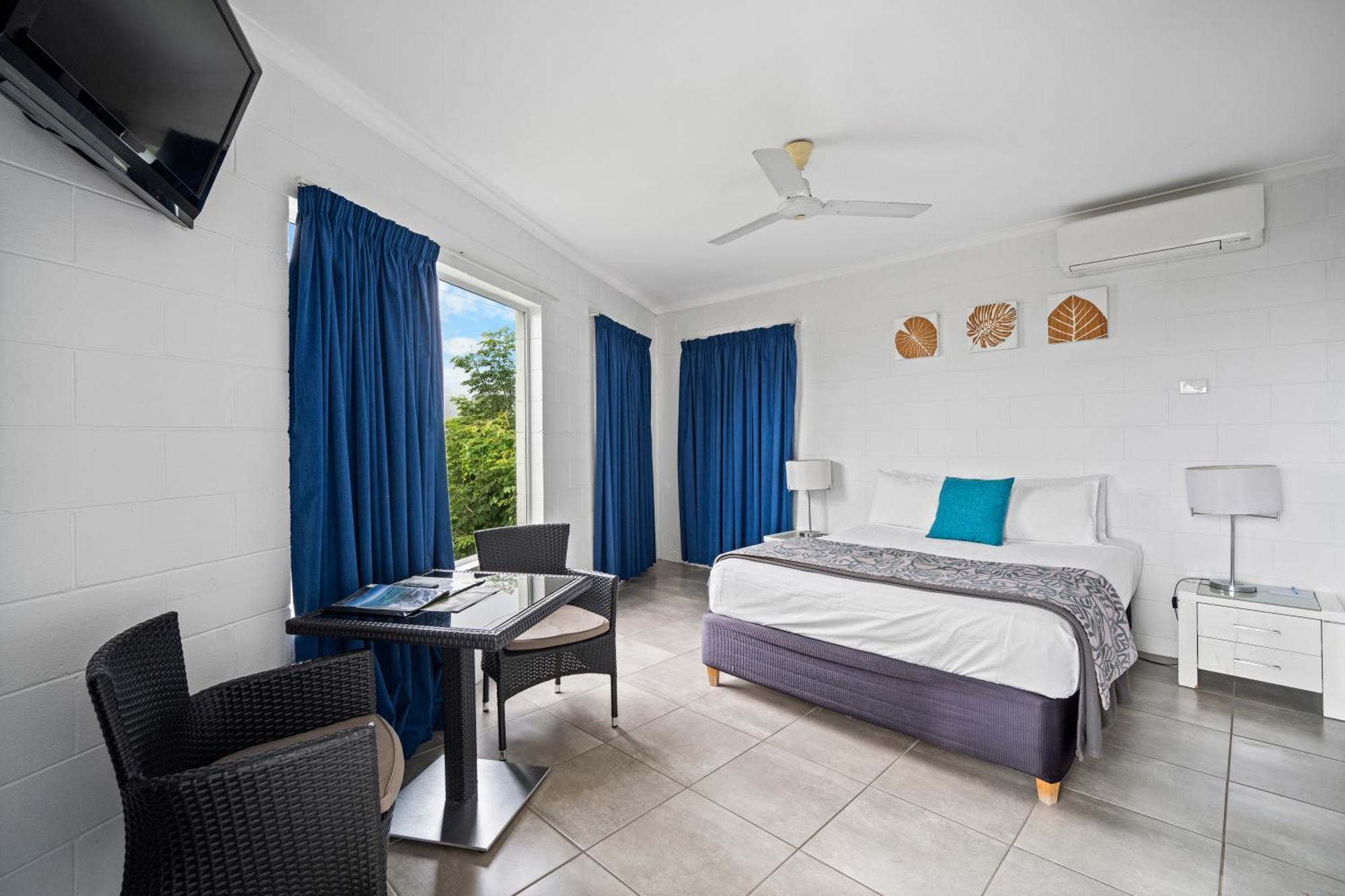 Colonial Palms Motor Inn Airlie Beach Dış mekan fotoğraf