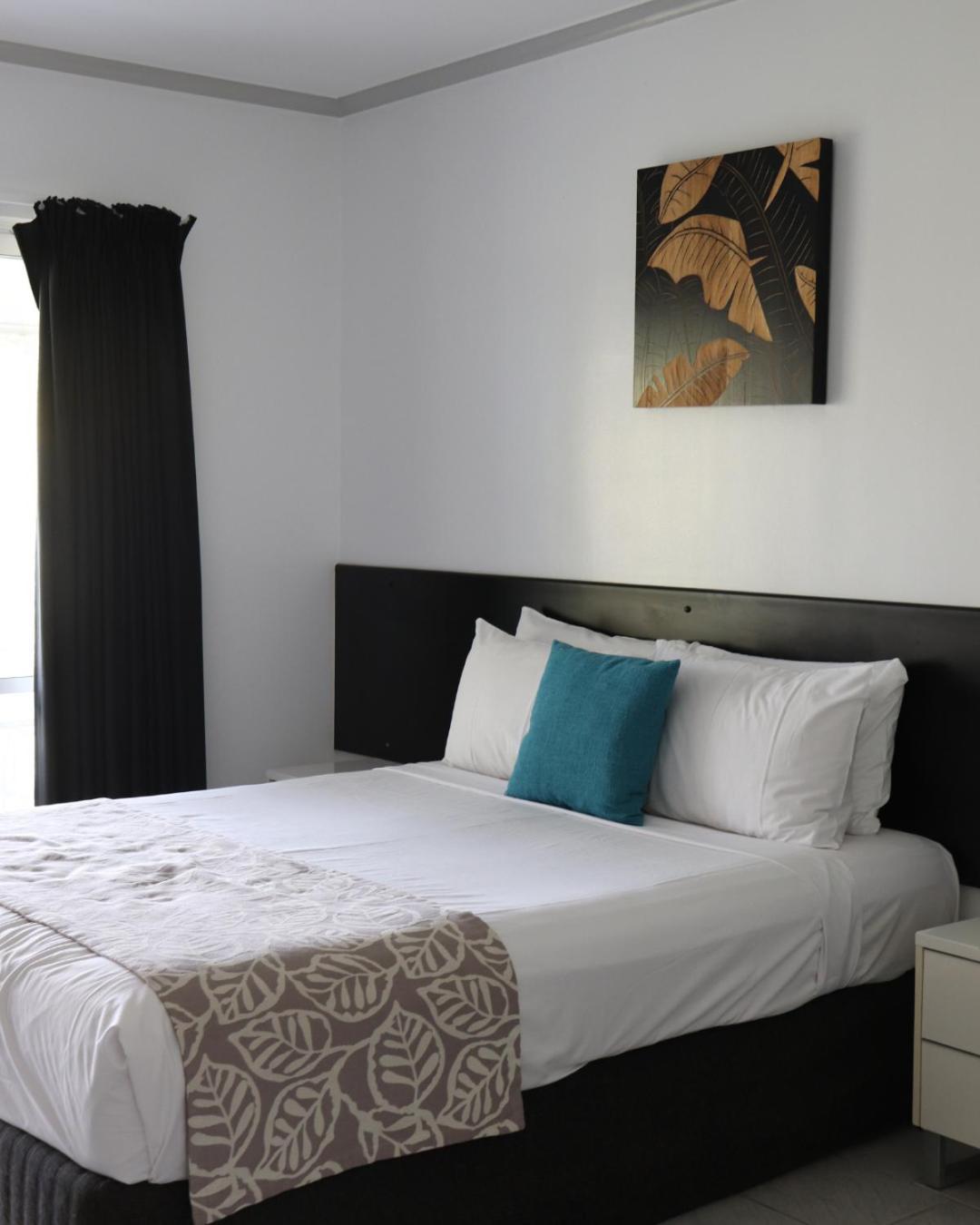 Colonial Palms Motor Inn Airlie Beach Dış mekan fotoğraf