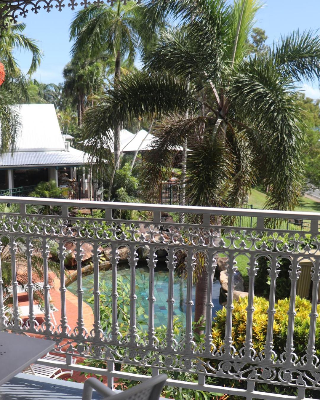 Colonial Palms Motor Inn Airlie Beach Dış mekan fotoğraf