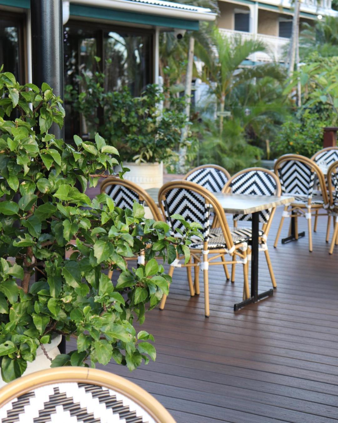 Colonial Palms Motor Inn Airlie Beach Dış mekan fotoğraf